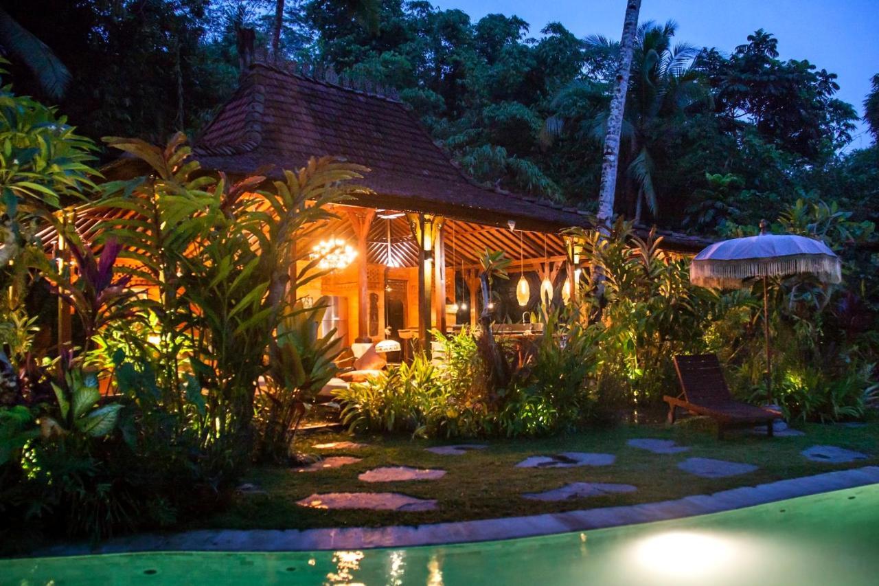 Villa Mahadevi Jungle Retreat Joglo 1 우붓 외부 사진